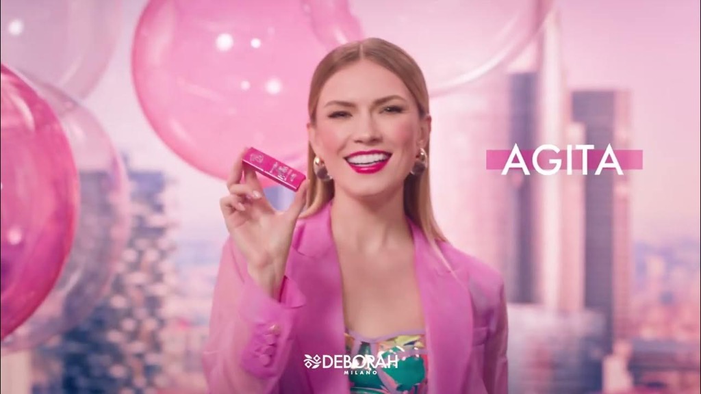 Con Deborah Milano e InTesta, brillantezza estrema per le tue labbra.
#GruppoArmandoTesta
armandotesta.it/it/con-deborah…