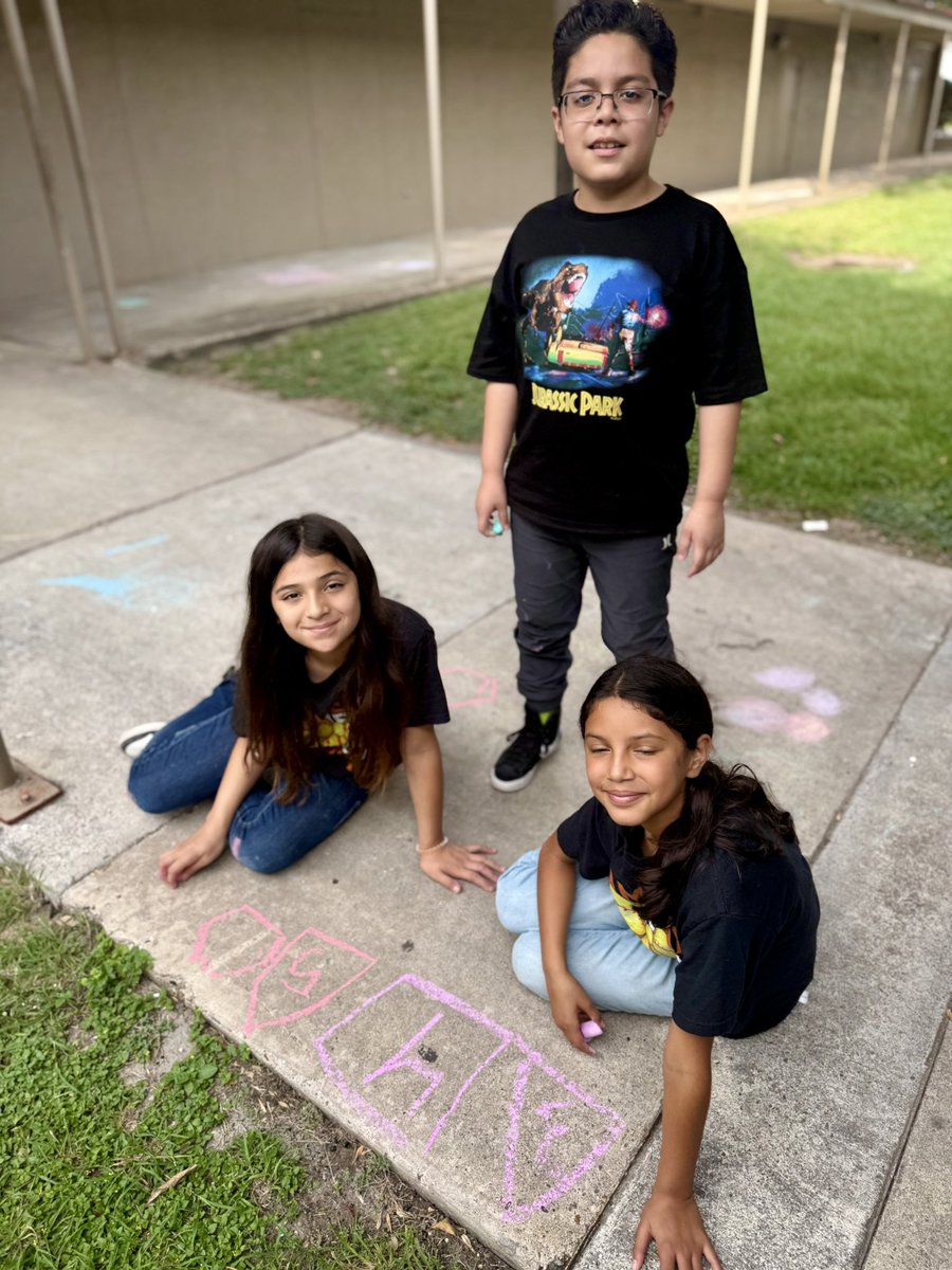 Ms_LABennett's tweet photo. Learning is way cooler when you’re having fun 😉🔺◼️🔹 @Las_Yescas #Geometry https://t.co/bR6raMR60R