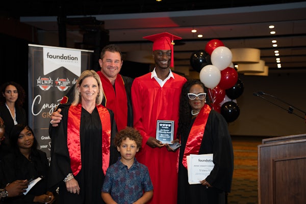 Elev8schoolai's tweet photo. Yesterday's graduation was a complete success! 🎓🎉 Congratulations to the amazing Class of 2025! ✨

#MLMPI #TTA #MyLifeMyPower #DanielPuder #FoundationAcademies #GraduationDay #ClassOf2025 #SuccessStory #CelebrateAchievement #FutureLeaders #DreamBig #EducationMatters https://t.co/fAl5JPerGQ
