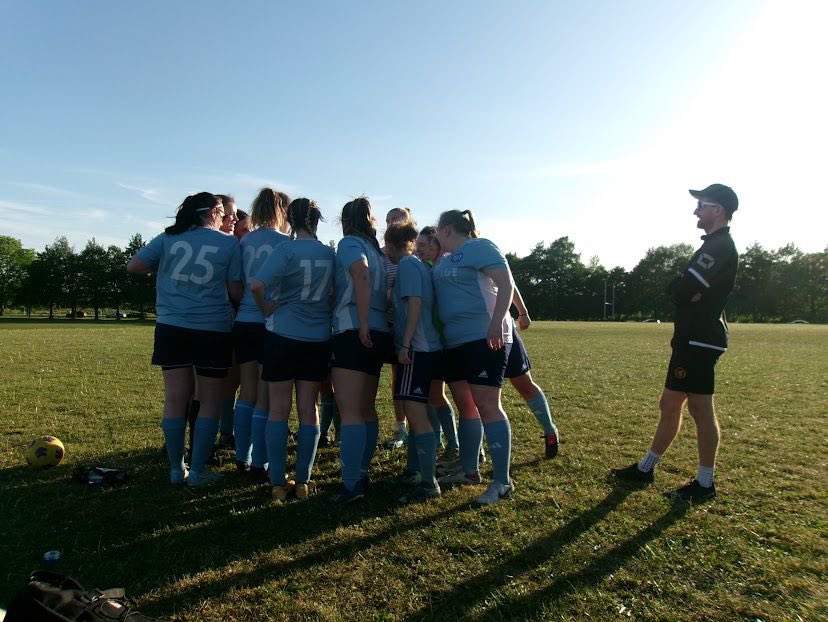 Volunteer Refs needed for our 7 aside tournament on Saturday 

2pm - 5pm 

Lemme know if you can help pls 🙏🏻