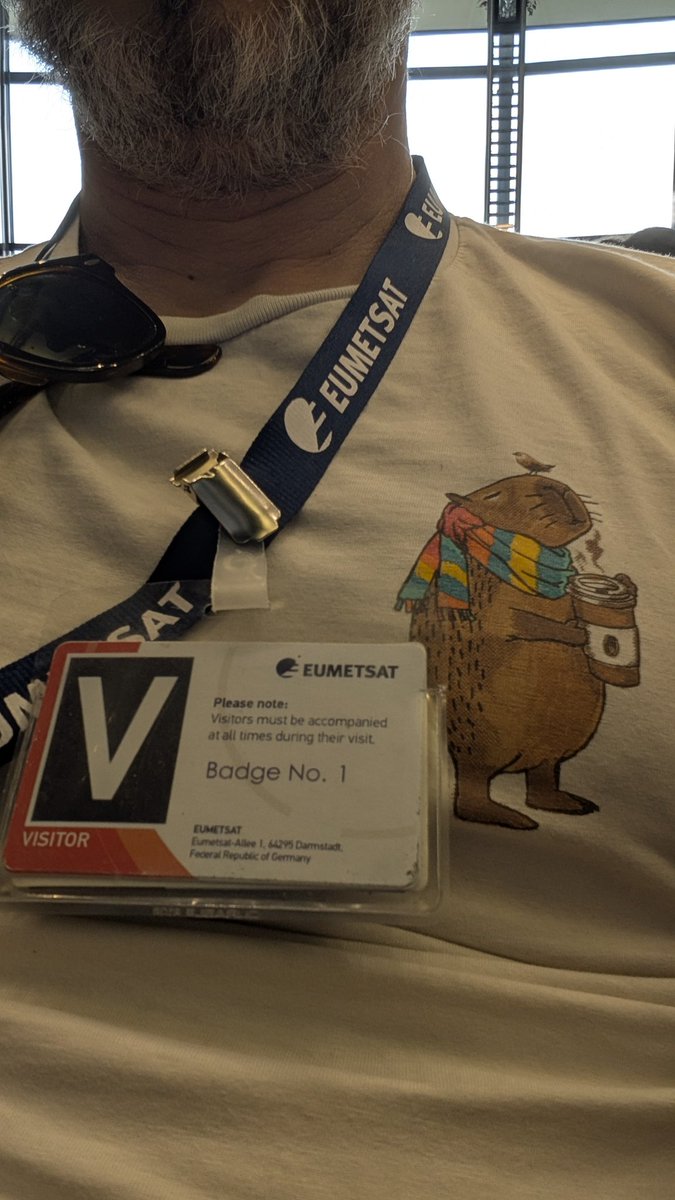 Mr Capybara visiting #EUMETSAT
You definitely deserve the badge no. 1 !!
