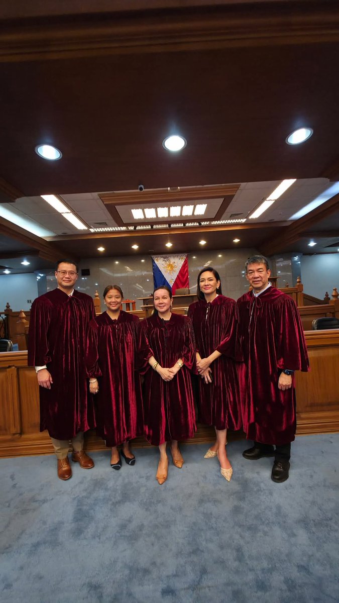 'OUTNUMBERED, BUT NOT OUTFOUGHT ✊🏼'

This was how Senator Risa Hontiveros described her fellow senators in a Facebook post, referring to the five senators who stood firm against the motion to return the articles of impeachment against Vice President Sara Duterte to the House of