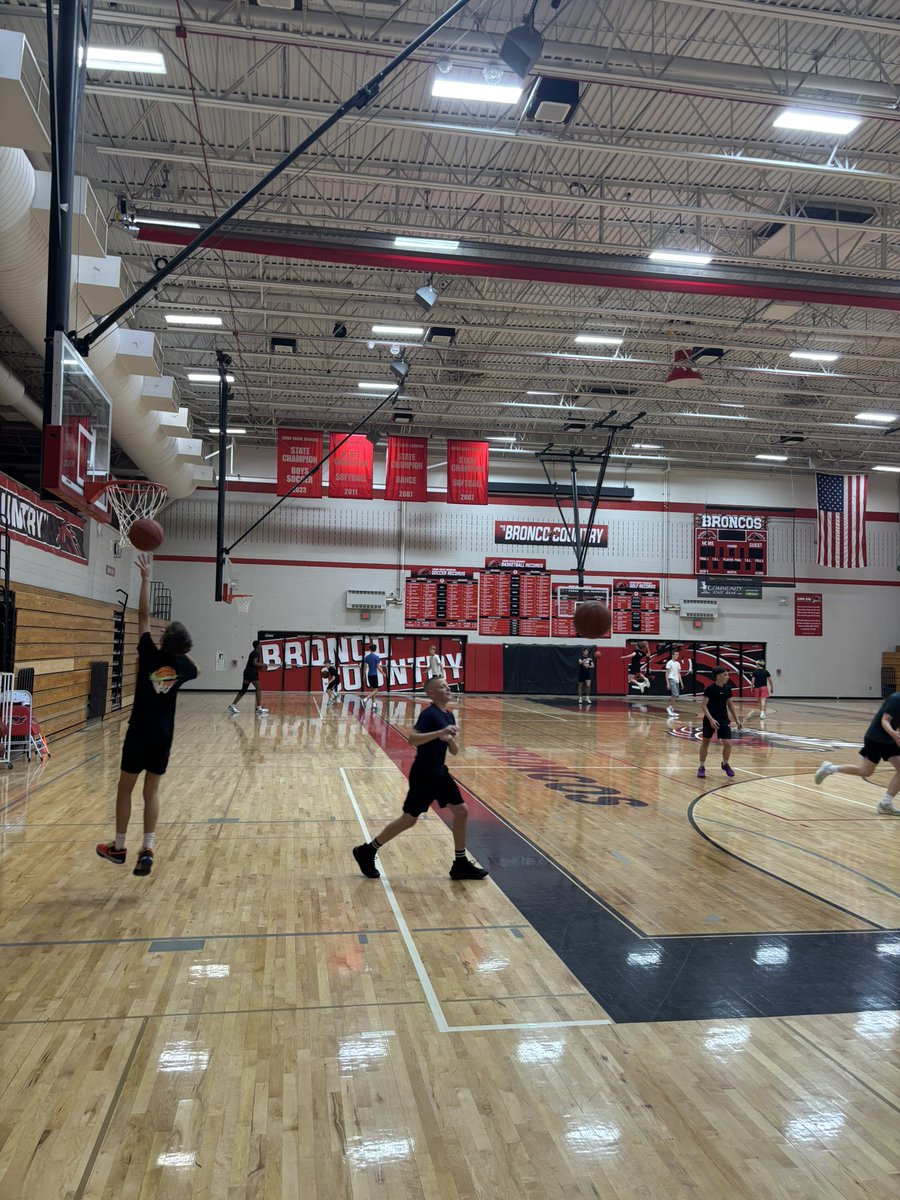 Great turnout from the lower classes at our annual summer camp!

#UGB #UpNext