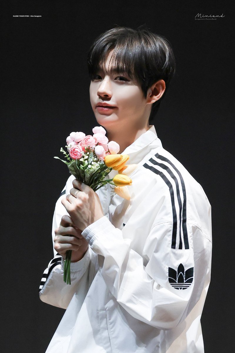 𝟮𝟱𝟬𝟲𝟬𝟲 NYMUSIC

#김성민 #KIMSUNGMIN
#CLOSEYOUREYES #클로즈유어아이즈
#클유아 #CYE