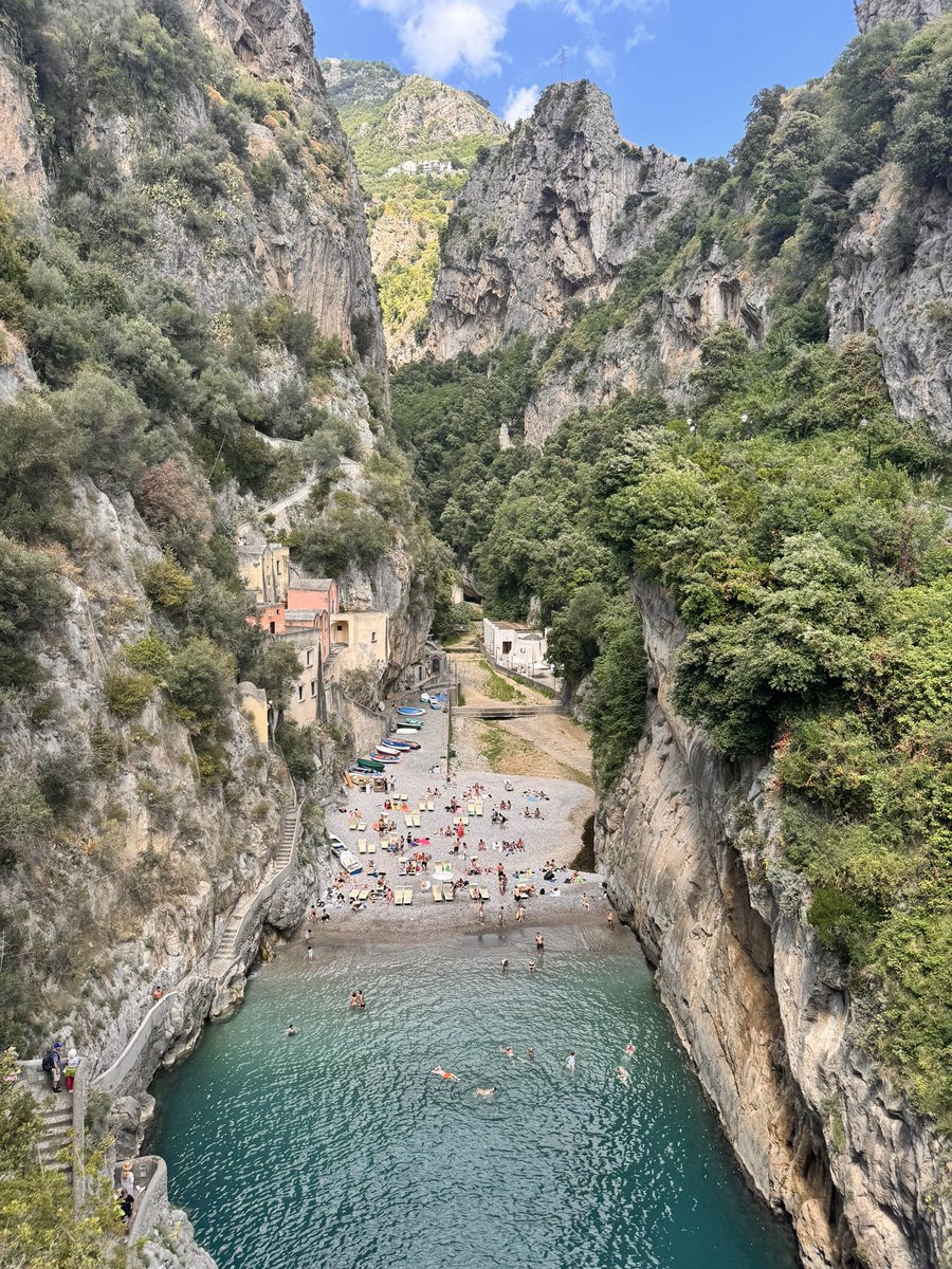typicalmitul's tweet image. two weeks in italy