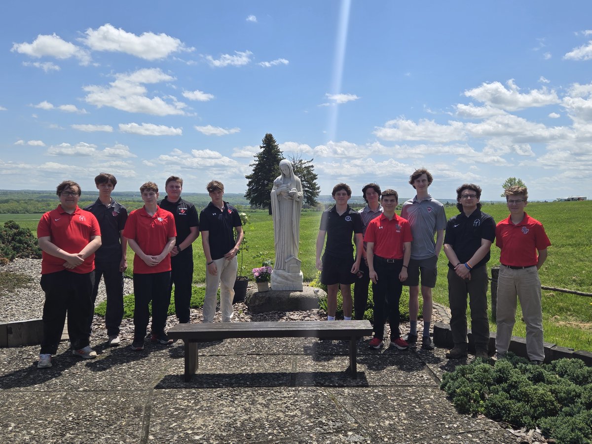 Stfrancishigh's tweet image. On May 16, The Franciscan Youth Ministry spent the day at the Abbey of the Genesee, a community of two dozen Trappist monks located near Geneseo, NY.
On May 30-31, FYM traveled to Mt. Irenaeus Franciscan retreat center, which is located on 400 acres in the Allegheny Mountains.