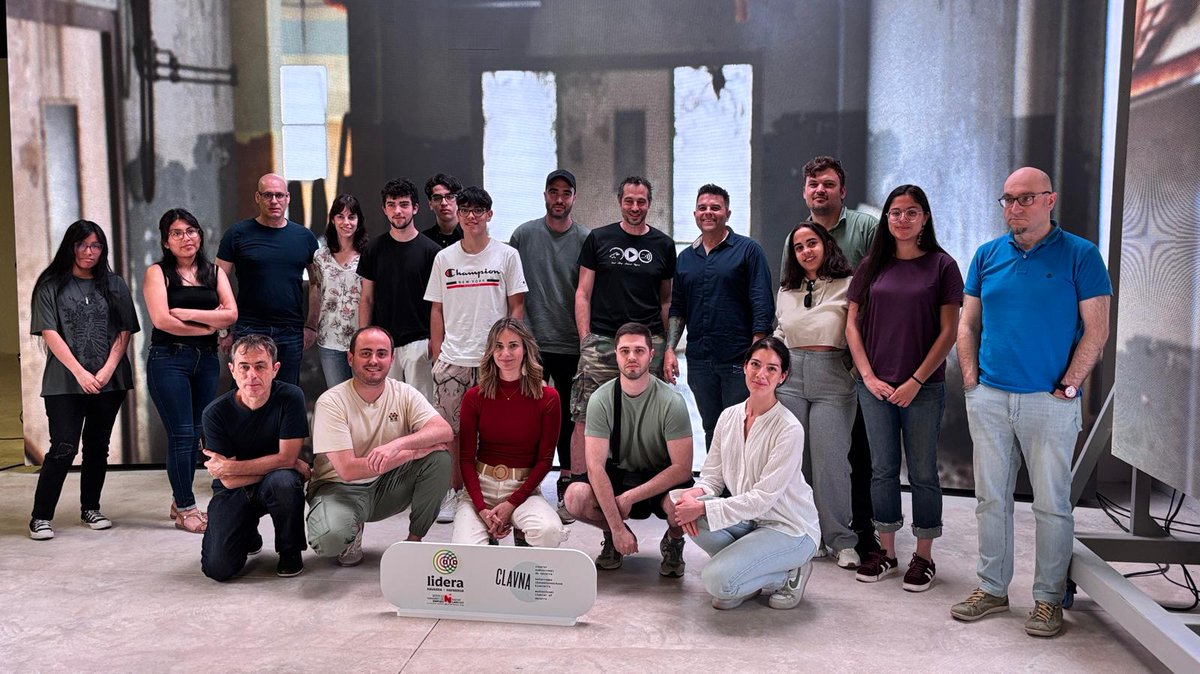 NavFilm's tweet image. 🎥El pasado miércoles se produjo la visita al plató virtual de VP Code Lab en Tudela organizada por CLAVNA y LIDERA

Joan den asteazkenean, Nafarroako
Ikus-entzunezkoen CLAVNA Klusterrak eta Lidera
programak antolatuta, VP Code Lab-ek Tuteran duen
plato birtualera bisita egin zen