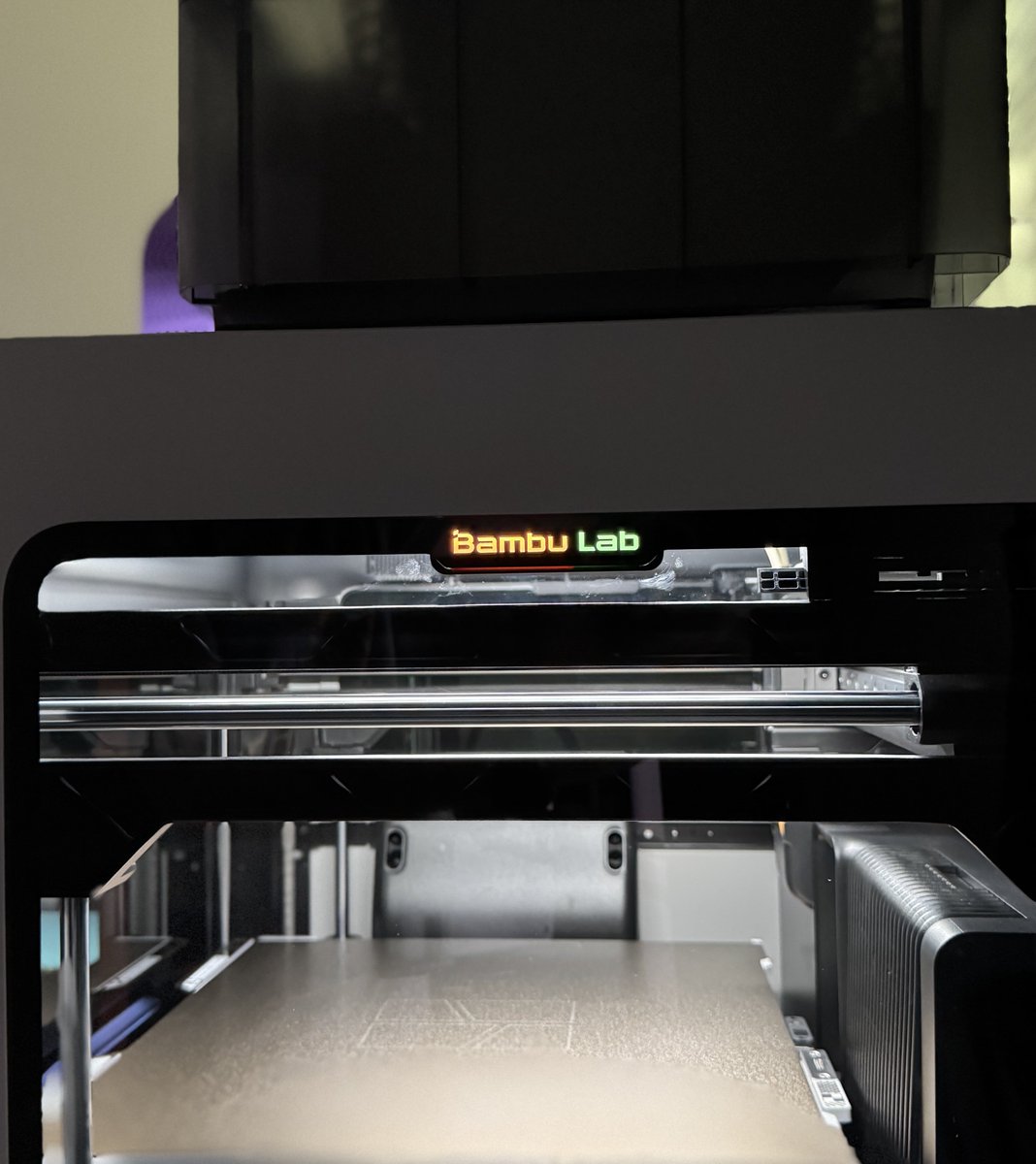 SharkWitLasers's tweet image. I found the most important mod that you must #3dprint for your @BambulabGlobal H2D
You can change your logo light by 3d printing this piece from makerworld! 🤯 😎
Here’s the link makerworld.com/en/models/1271…
#3dp