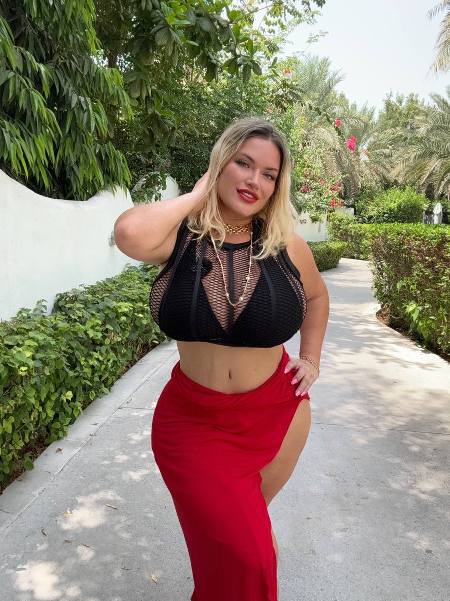 Chat with me here 🥰👉🏻 

onlyfans.com/olyria_vip/c3