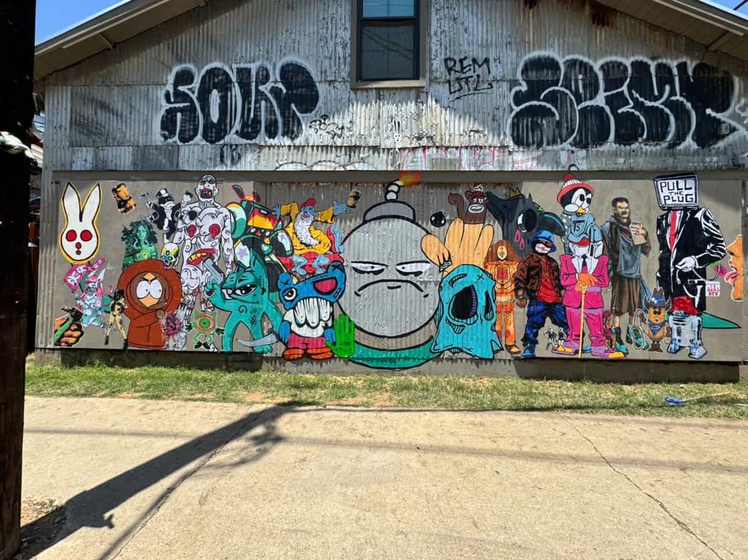 Crypticenigma8's tweet image. I have a piece in this new wheat pasted mural 
downtown Austin 👋🤠
#art #mural #wheatpaste #cryptic #acrylic #graffiti