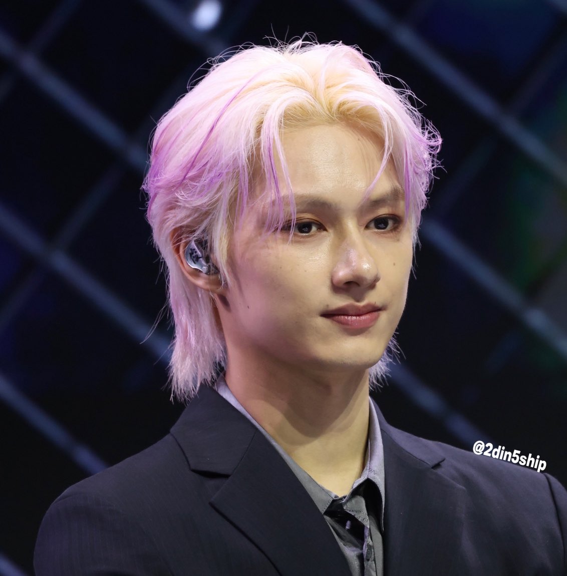 2din5ship's tweet photo. 250608 세븐틴 GV 준
#SEVENTEEN #JUN #무보정
#Happy_JUN_Day
#쌍둥이자리_수놓은밤_준휘_생일축하해
#ForeverGeminiJunDay https://t.co/0LWGhx5Ry3