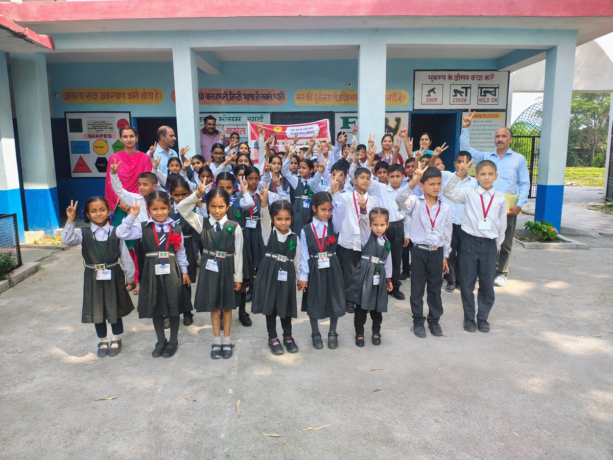 TB Mukt Bharat | Kangra Himachal (India) (@dtohpkgr) on Twitter photo 🔊TB Dialogues at Bhawarna, Kangra (HP) - students & parents openly talked about TB, symptoms, modes of transmission, diagnosis, treatment & prevention
💫Jan Jan ka Rakhe Dhyan
#TBMuktBharat Abhiyan
📢Open dialogue key 2 #EndTB
<a href="/StopTB/">Stop TB Partnership</a>
<a href="/TbDivision/">Central TB Division | #TBMuktBharat</a>
<a href="/drrksood/">Dr Rajesh Sood Epidemiologist | TB Mukt Bharat</a>
<a href="/BhawarnaRn78261/">Manish STS</a> 🔊TB Dialogues at Bhawarna, Kangra (HP) - students & parents openly talked about TB, symptoms, modes of transmission, diagnosis, treatment & prevention
💫Jan Jan ka Rakhe Dhyan
#TBMuktBharat Abhiyan
📢Open dialogue key 2 #EndTB
<a href="/StopTB/">Stop TB Partnership</a>
<a href="/TbDivision/">Central TB Division | #TBMuktBharat</a>
<a href="/drrksood/">Dr Rajesh Sood Epidemiologist | TB Mukt Bharat</a>
<a href="/BhawarnaRn78261/">Manish STS</a>