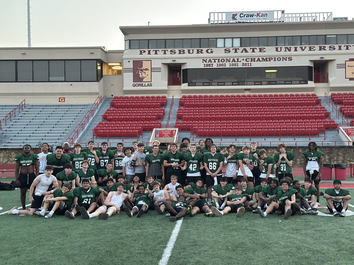 Another great team camp in the books‼️ Thank you <a href="/GorillasFB/">Pitt State Football</a> for having us.