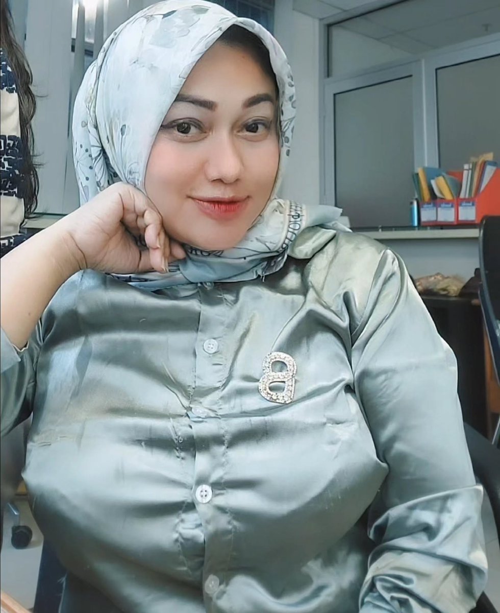 mamahicaah's tweet photo. Info cowo sangean begadang komen aja ntar aku balas dm https://t.co/zd3nSXgrZr