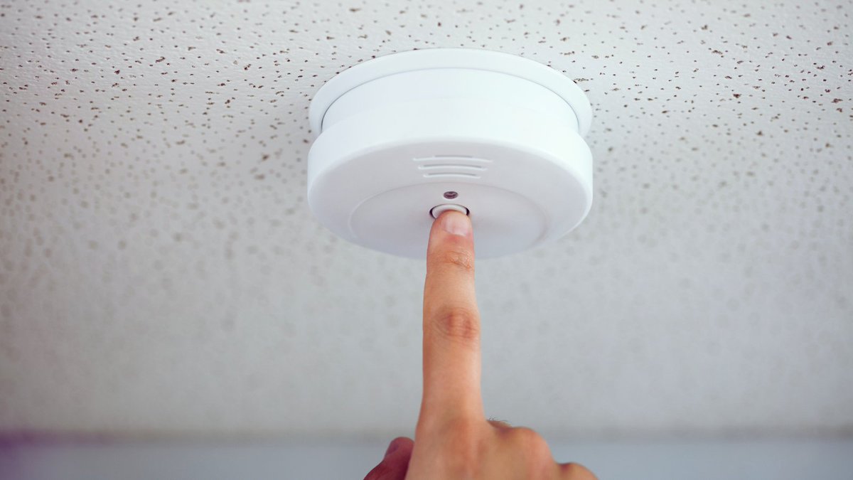 Ajax Fire and Emergency Services (@ajax_fire) on Twitter photo It's #TestItTuesday Smoke alarms don't last forever—test yours today!
☑️Press the test button
☑️Change batteries if needed
☑️Replace alarms every 10 years
Protect what matters most!
<a href="/TownOfAjax/">Town of Ajax</a> It's #TestItTuesday Smoke alarms don't last forever—test yours today!
☑️Press the test button
☑️Change batteries if needed
☑️Replace alarms every 10 years
Protect what matters most!
<a href="/TownOfAjax/">Town of Ajax</a>