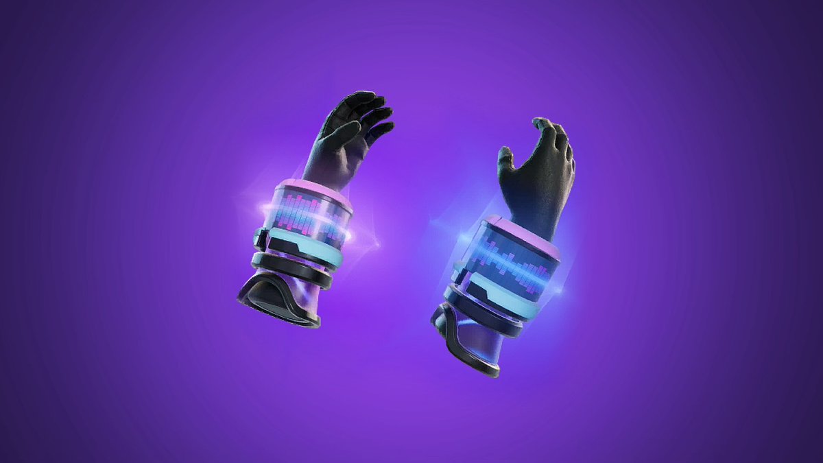 Should the new gloves get removed? 🤔