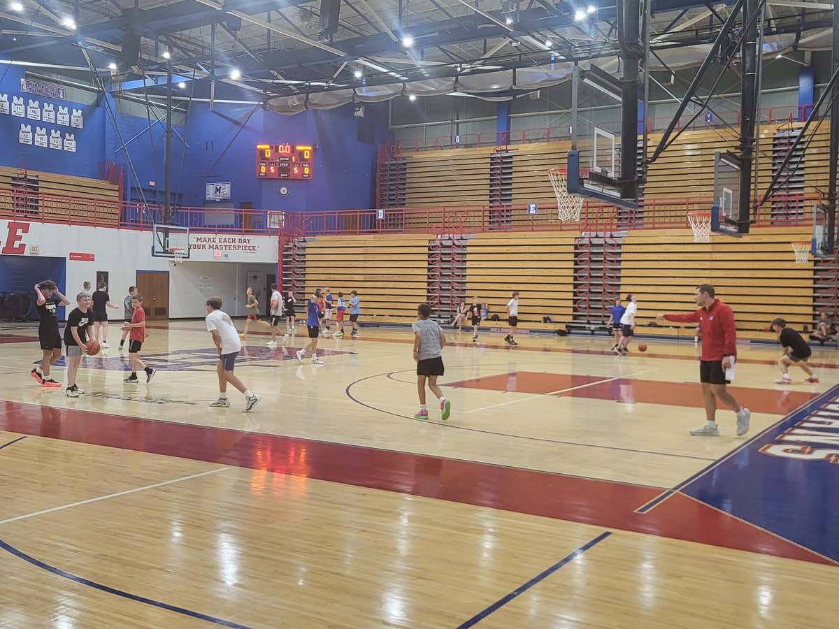 Jeff Bell (@bellcatmhs) on Twitter photo New M.H.S. Head Basketball Coach Jackson Williams working with Middle Schoolers in John R. Wooden Gymnasium! <a href="/ericbowlen/">Eric Bowlen</a> <a href="/ArtesiansUnited/">SUZIE LIPPS</a> <a href="/MSDMartinsville/">MSD of Martinsville</a> <a href="/ArtesianNation/">Artesian Athletics</a> <a href="/artieredblue/">Artie RedBlue Crew</a> <a href="/ArtieHoops/">Martinsville Bball</a> <a href="/JohnRWoodenMS/">John R. Wooden M.S.</a> New M.H.S. Head Basketball Coach Jackson Williams working with Middle Schoolers in John R. Wooden Gymnasium! <a href="/ericbowlen/">Eric Bowlen</a> <a href="/ArtesiansUnited/">SUZIE LIPPS</a> <a href="/MSDMartinsville/">MSD of Martinsville</a> <a href="/ArtesianNation/">Artesian Athletics</a> <a href="/artieredblue/">Artie RedBlue Crew</a> <a href="/ArtieHoops/">Martinsville Bball</a> <a href="/JohnRWoodenMS/">John R. Wooden M.S.</a>