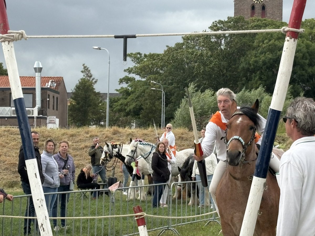 Albert Vader tweet media