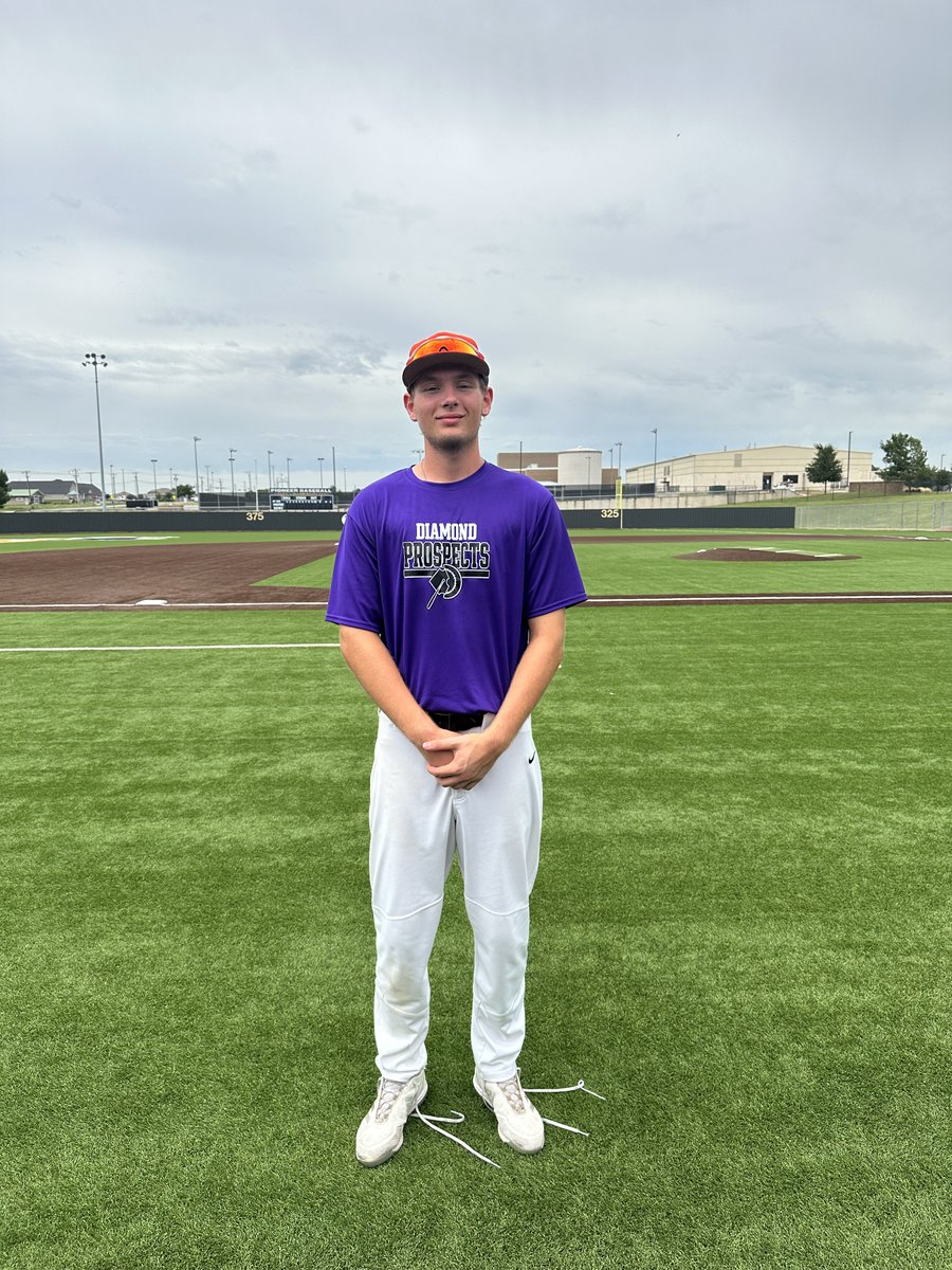 F: <a href="/dprospects15/">Diamond Prospects</a> 1, TBT Texas Collegiate White 0
PoG: <a href="/roccoboyle_10/">roccoboyle_10</a> 2-2, RBI