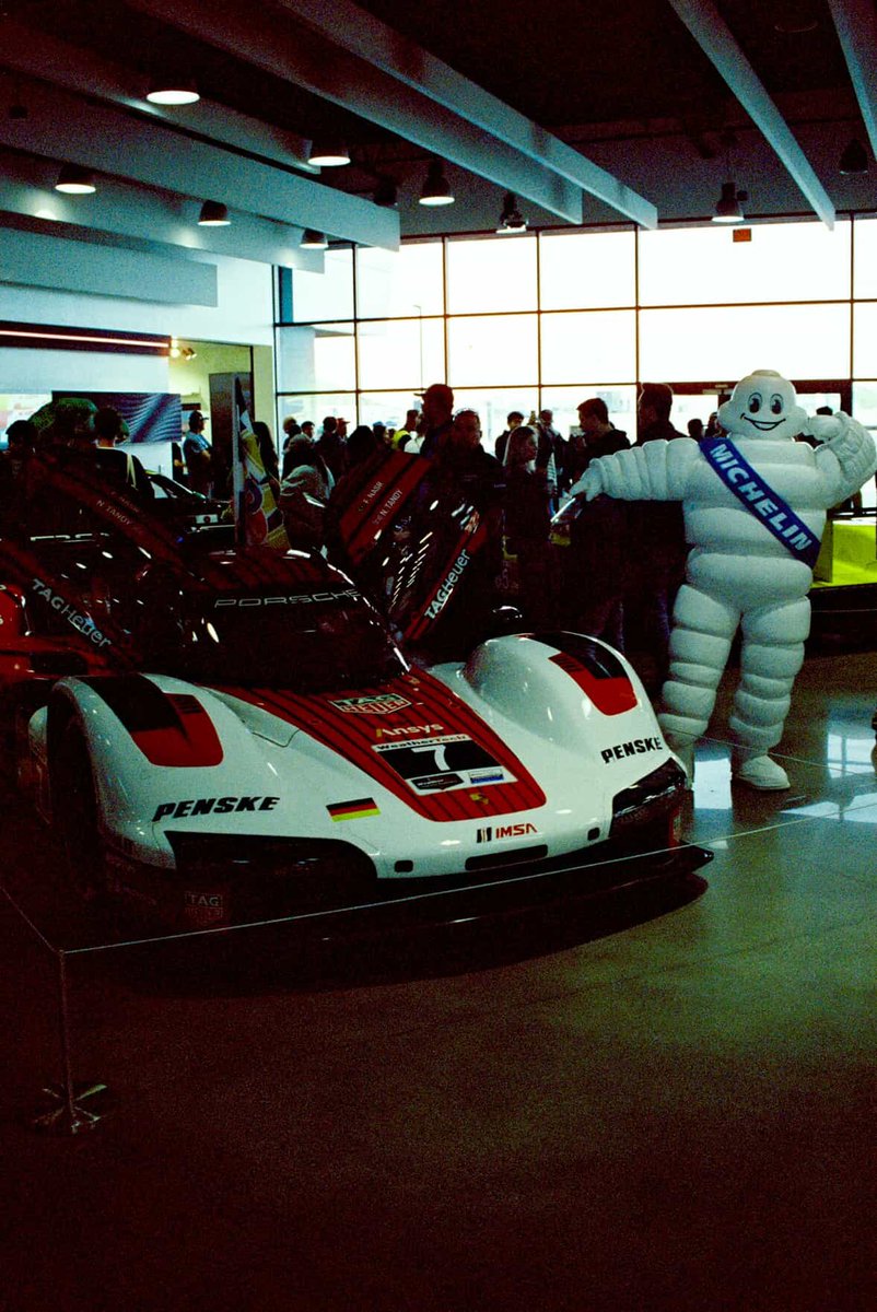 The #MichelinMan is the type of guy who knows how to parallel park. Perfectly. Every time. 🚗↔️🎯

📸 on IG: klubpolaroid94