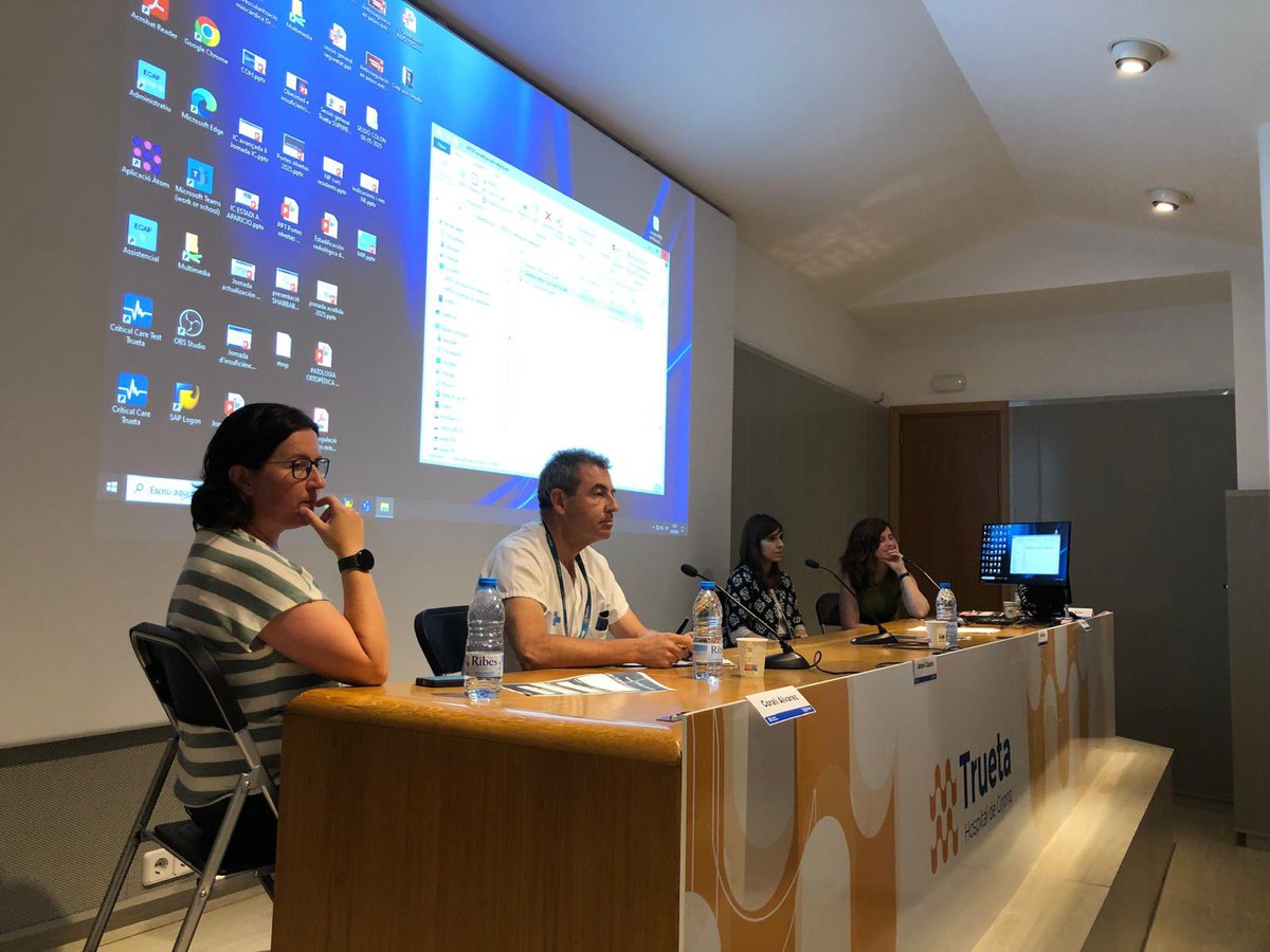 Medicina Interna H. Trueta tweet media