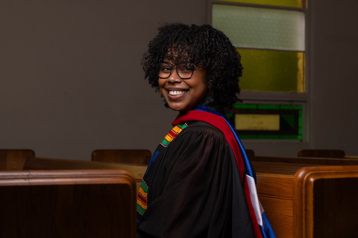 what a difference two years can make… 
🎓 I graduated with my Masters of Divinity. 
⛪️ I discovered I want to be a pastor.
📟 In the meantime, I amm working as a cardiology chaplain at the same hospital. (I do still kinda like the pager sound. Love is a strong word.)
