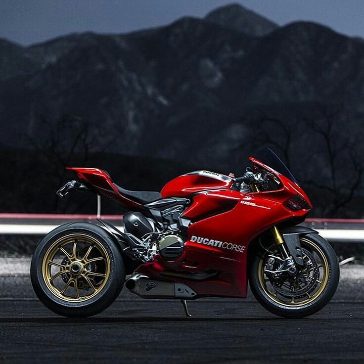 #Ducati Panigale