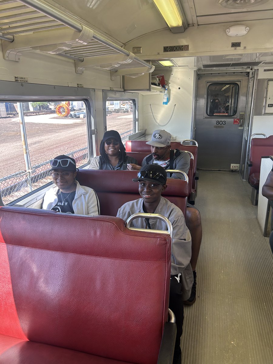 NPSchools_VA's tweet image. First flights ✈️. First train rides 🚂. First views of the Grand Canyon 🌄.

Ruffner Academy’s enrichment trip was packed with wonder, discovery, and unforgettable moments for students, staff, &amp;amp; parents alike.

#WeAreNPS #BeyondTheClassroom