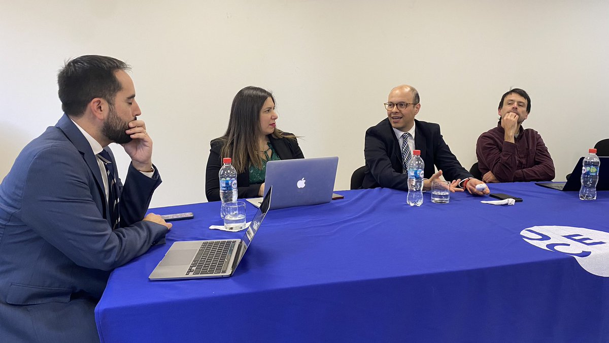 Facultad de Derecho y Humanidades U. Central (@facdeh_ucentral) on Twitter photo El academico de <a href="/GobiernoUAndes/">Escuela de Gobierno de la Universidad de los Andes</a> (🇨🇴), Juan David Gutiérrez, presenta ahora su book proposal “Regulación de IA: una guía global” en el Doctorado en Derecho de la <a href="/ucentral_cl/">Universidad Central de Chile</a>.
🔗Aún puedes conectarte en bit.ly/Doctorado1 El academico de <a href="/GobiernoUAndes/">Escuela de Gobierno de la Universidad de los Andes</a> (🇨🇴), Juan David Gutiérrez, presenta ahora su book proposal “Regulación de IA: una guía global” en el Doctorado en Derecho de la <a href="/ucentral_cl/">Universidad Central de Chile</a>.
🔗Aún puedes conectarte en bit.ly/Doctorado1