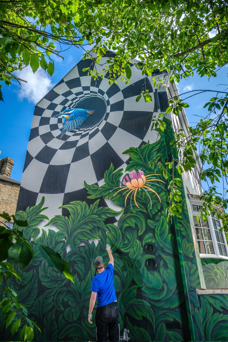 Richard Maude (@silverginger) on Twitter photo Yorkshire mural artist Sam Porter fine tuning this work in the Castle Yard,Knaresborough. Yorkshire mural artist Sam Porter fine tuning this work in the Castle Yard,Knaresborough.