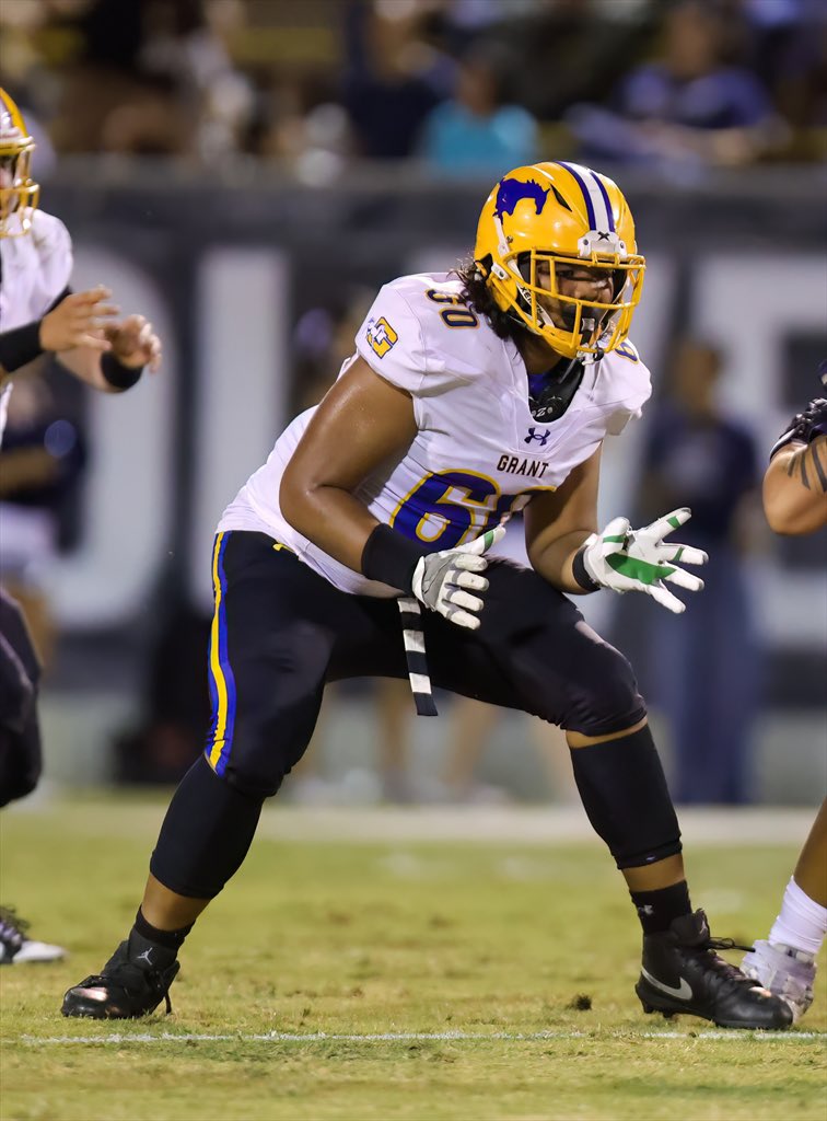 Coach D. Leach (H.U.) 🇺🇸💯 (@streetsavvygmg) on Twitter photo Congratulations <a href="/_MaxTuii52_/">Max Fotofili Tuiileila</a>!! The <a href="/SacHornetsFB/">Sac State Football</a> is real!! We are not playing!! No place like home! #Pacers4Life #CitySchool <a href="/grant_union/">GHSpacersFootball</a> Congratulations <a href="/_MaxTuii52_/">Max Fotofili Tuiileila</a>!! The <a href="/SacHornetsFB/">Sac State Football</a> is real!! We are not playing!! No place like home! #Pacers4Life #CitySchool <a href="/grant_union/">GHSpacersFootball</a>