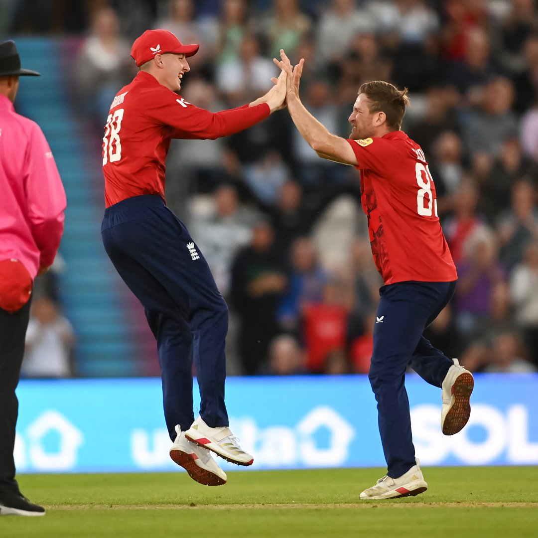 Liam Dawson picking up an IT20 wicket on his home ground 3263 days after his last 🥹

Things we love to see 😍