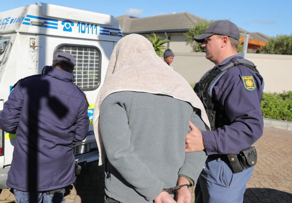 AthlendaM's tweet image. A mother and father of two kids aged three and eight were arrested on Tuesday, 10 June 2025, for producing child pornography. The parents were arrested in Bloubergstrand in the Western Cape and the children have been taken to a place of safety. Charges are rape, sexual grooming.
