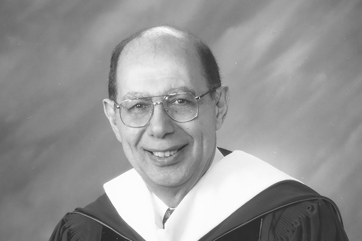 Alvernia University mourns the loss of Deacon Daniel DeLucca, who served as the university’s fourth president from 1990 to 1997. He passed away on June 5, 2025, at the age of 93: bit.ly/45jKKX4