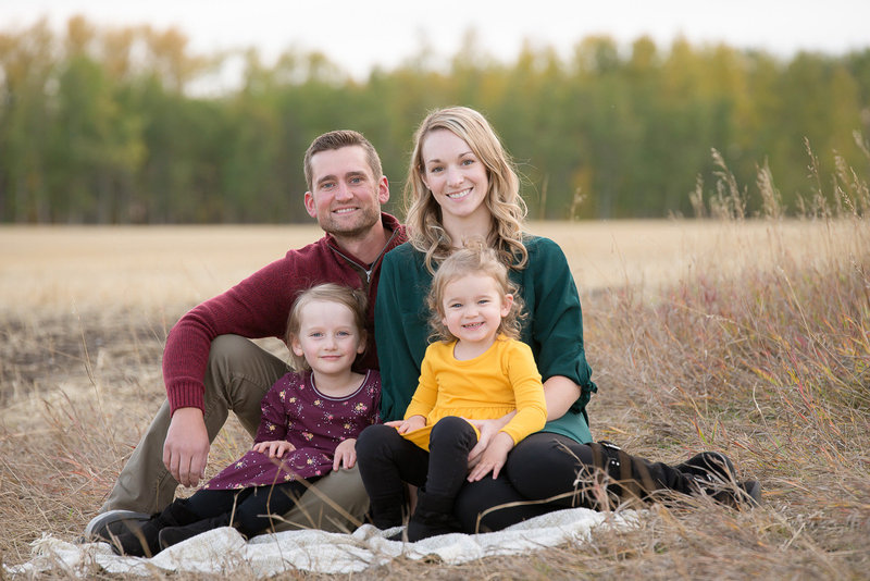 Martyupnorth's tweet photo. How much money will workers save in an independent Alberta??

This is a typical family from Red Deer.  Dwayne works in the oil patch, for one of the local service companies.  He brings in $110,550.  Pam chose to stay home and raise their two girls instead of sending them to daycare.  They live in a 25-year-old home that they've been making payments on for 3 years, and they each drive an older vehicle.

Dayne's tax bill in 2024 was;

Federal: $16,208
Provincial: $8,356
CPP/EI:  $5,105
Municipal:  $3,468

For a total of $33,137...leaving him $77,413 of discretionary income.

A whopping 64% of his tax bill goes to Ottawa, and he gets almost nothing in return for his effort.

When Alberta becomes independent, his Federal bill will go to $0.  His CPP will be replaced by a more efficient APP.  Same for his EI.  His provincial taxes will go up slightly, to cover things like border security and defense spending.

His new tax bill will look something like this;

Federal: $0
Provincial: $9,500
APP/EI:  $4,000
Municipal:  $3,468

For a total of $16,968....leaving him an extra $16,169 in his pocket every year.

Alberta separation is a game changer for every Albertan.