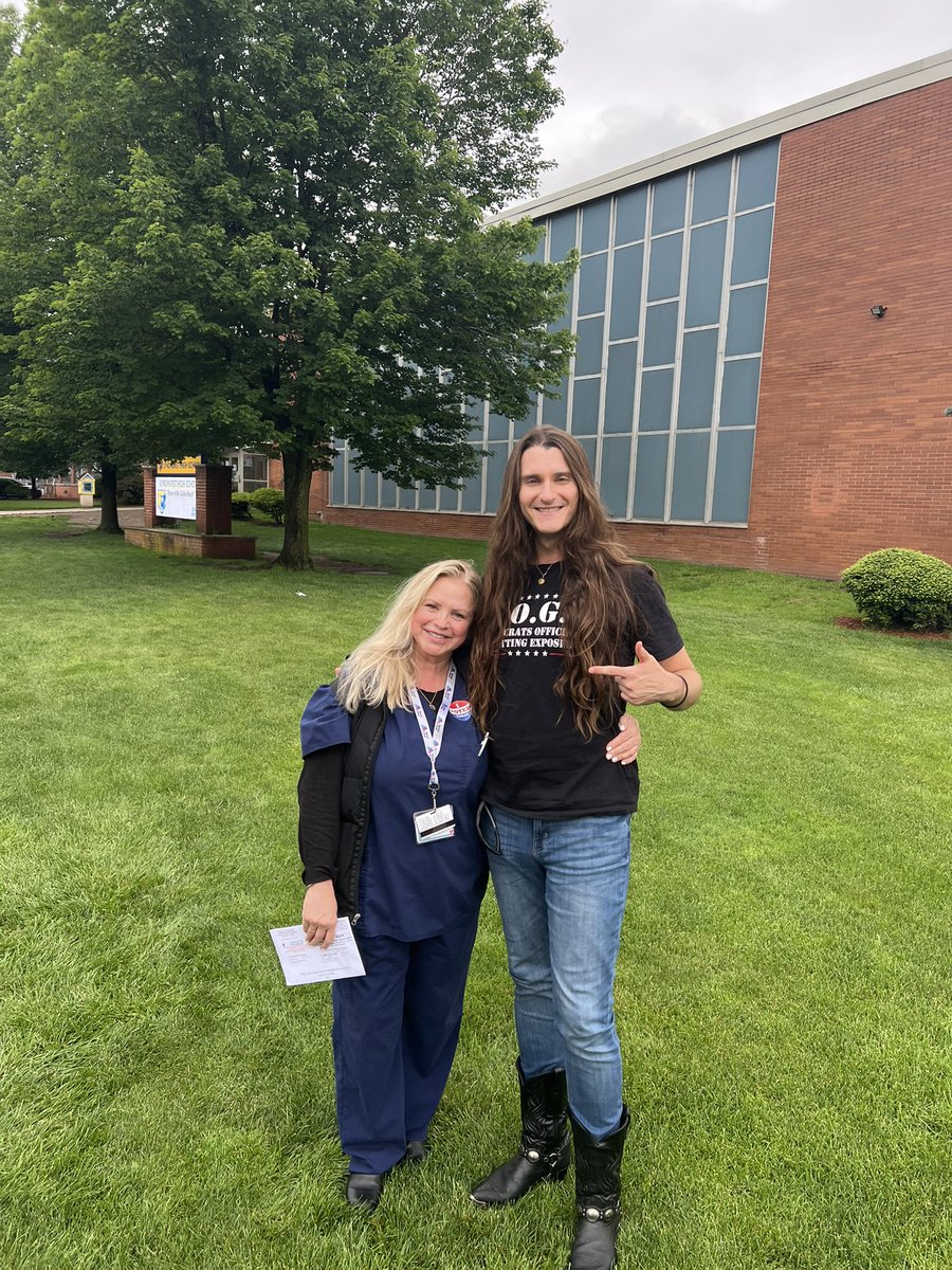What a great opportunity today!   While listening to my fav <a href="/gregkellyusa/">Greg Kelly</a> on the radio and on my way to vote for the NJ governor primary,  I had the awesome privilege of meeting <a href="/ScottPresler/">ThePersistence</a> while they were filming a Chris Ruddy <a href="/Newsmax/">NEWSMAX</a> event!  Thank you Scott for all you do!!