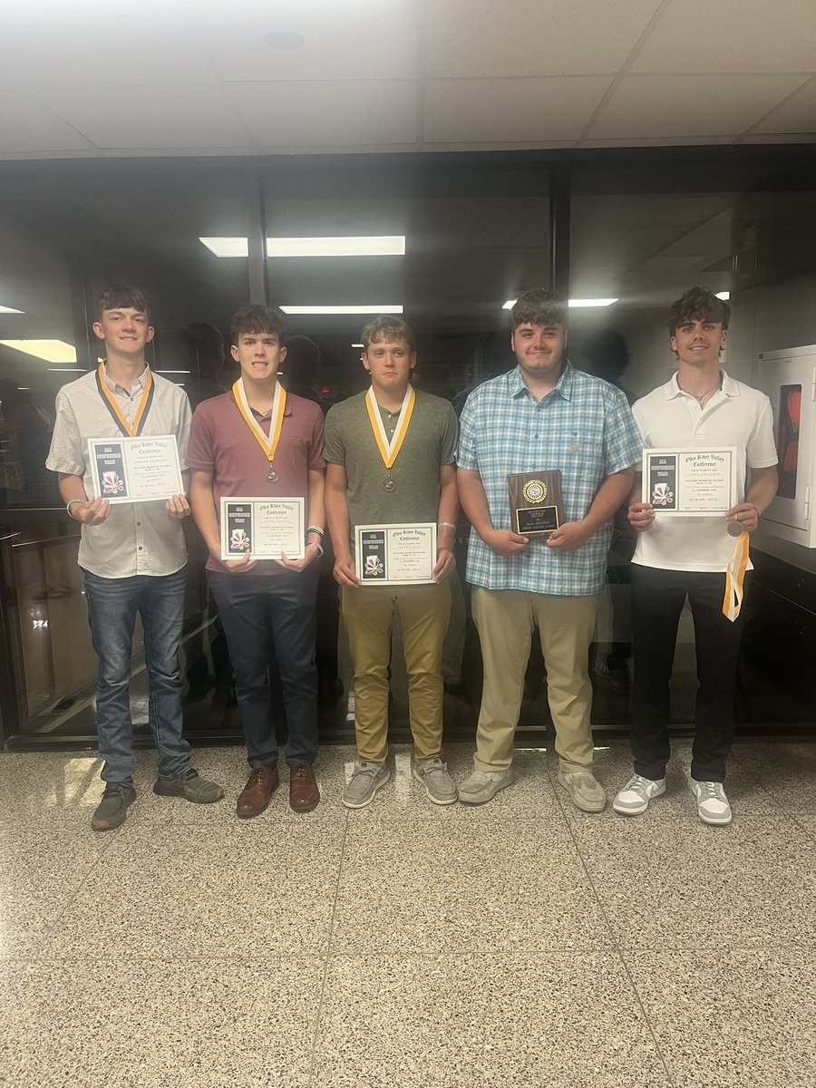 Congrats to our ORVC All Conference members for the spring sports of 2025. Darian Grieshop Golf
Blake Wagner Baseball
Brody Huff Baseball 
Sam Simon Track 
Neil Sullivan Baseball
Savannah Steele Softball
#orvc #jcdeagles