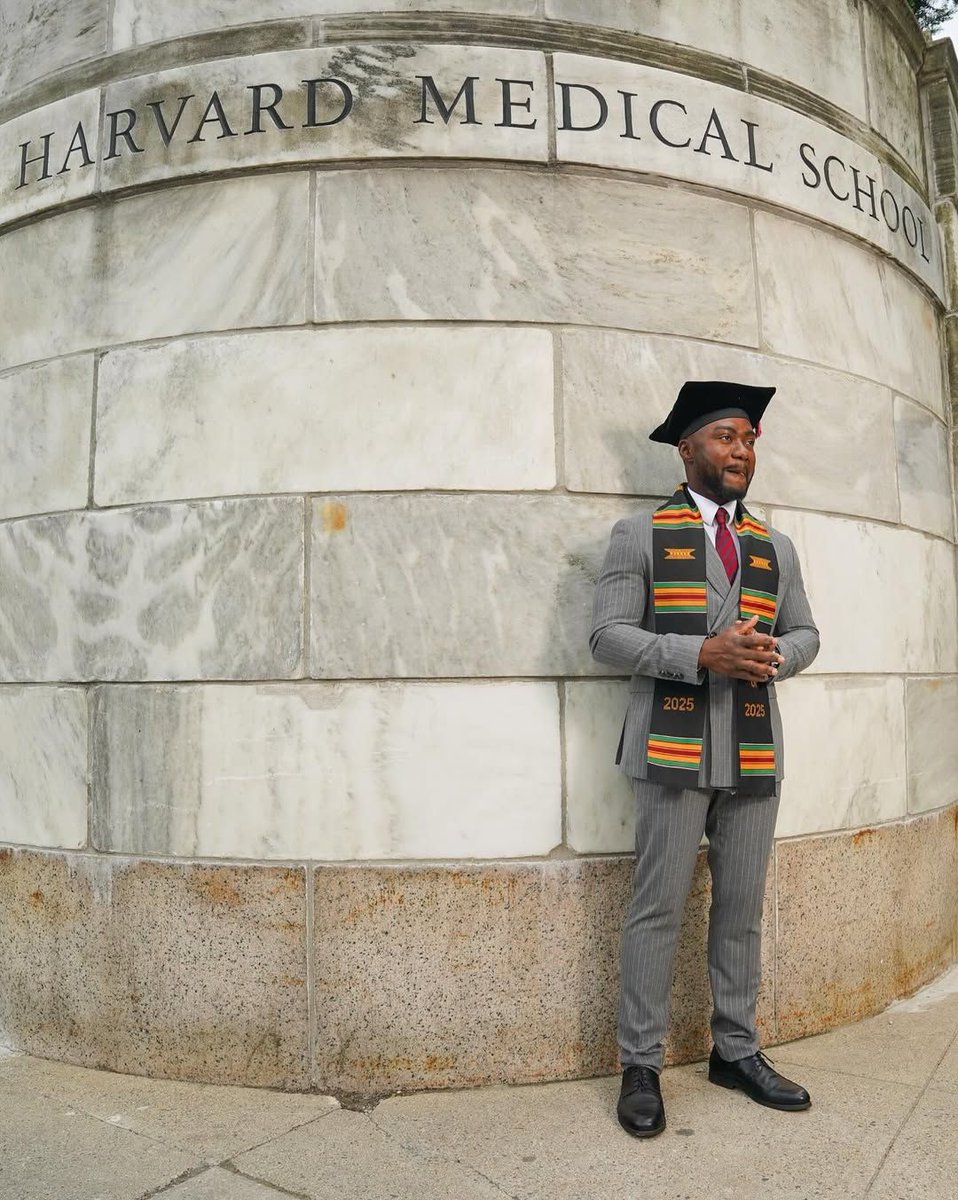 MelaninDocTweet's tweet image. Congrats, Dr. Gabriel! From Nigeria to Harvard Med—your journey speaks volumes. Thank you for showing what’s possible when faith meets focus.
@thedanielgabriel
#GradSZN #MelaninDoc #BlackDoctors #HarvardMed #NigerianExcellence