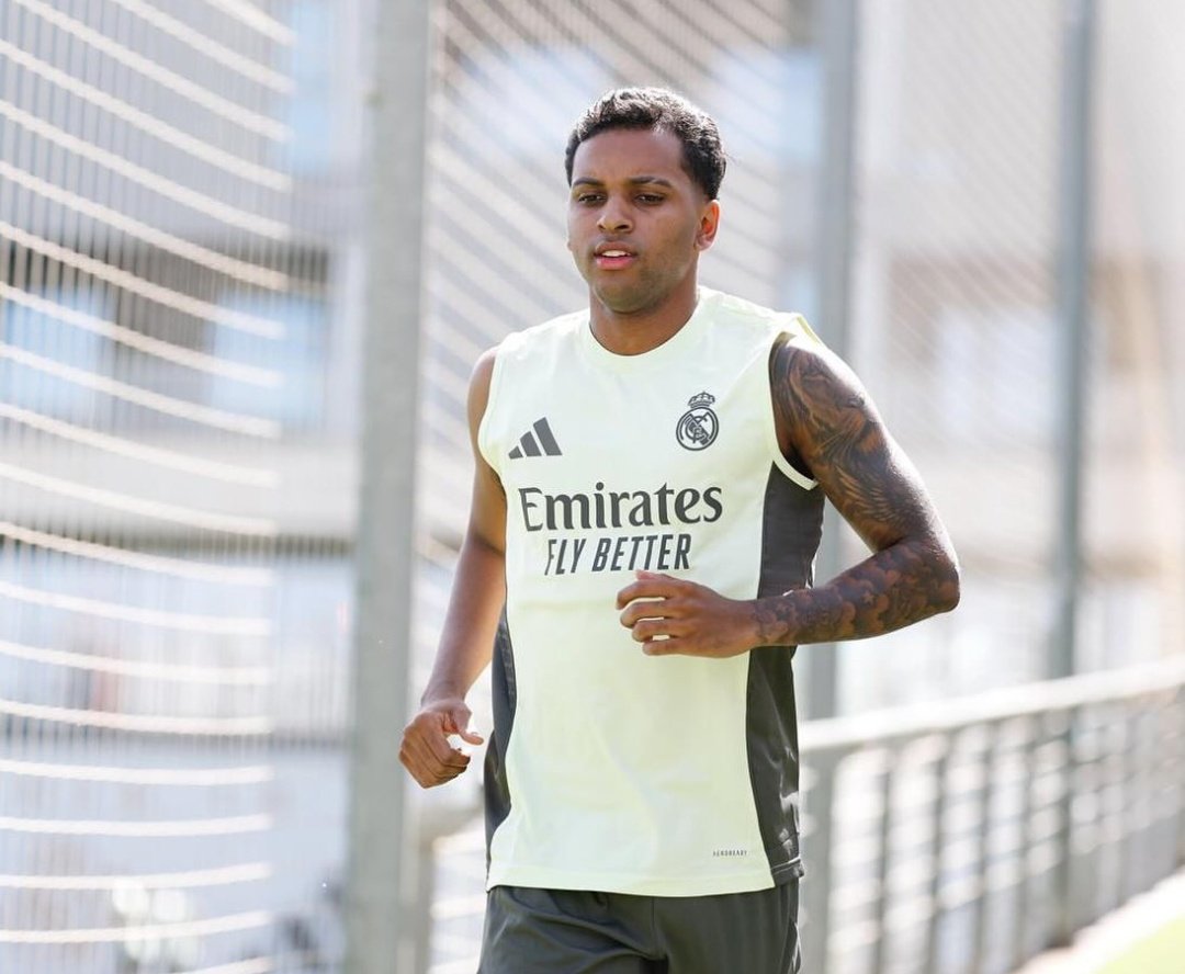 🗣️RODRYGO GOES: "Estoy MUY feliz en el Real Madrid, vivo un sueño cada día y NO se me pasa por la cabeza dejar el club de mi vida." 🤍