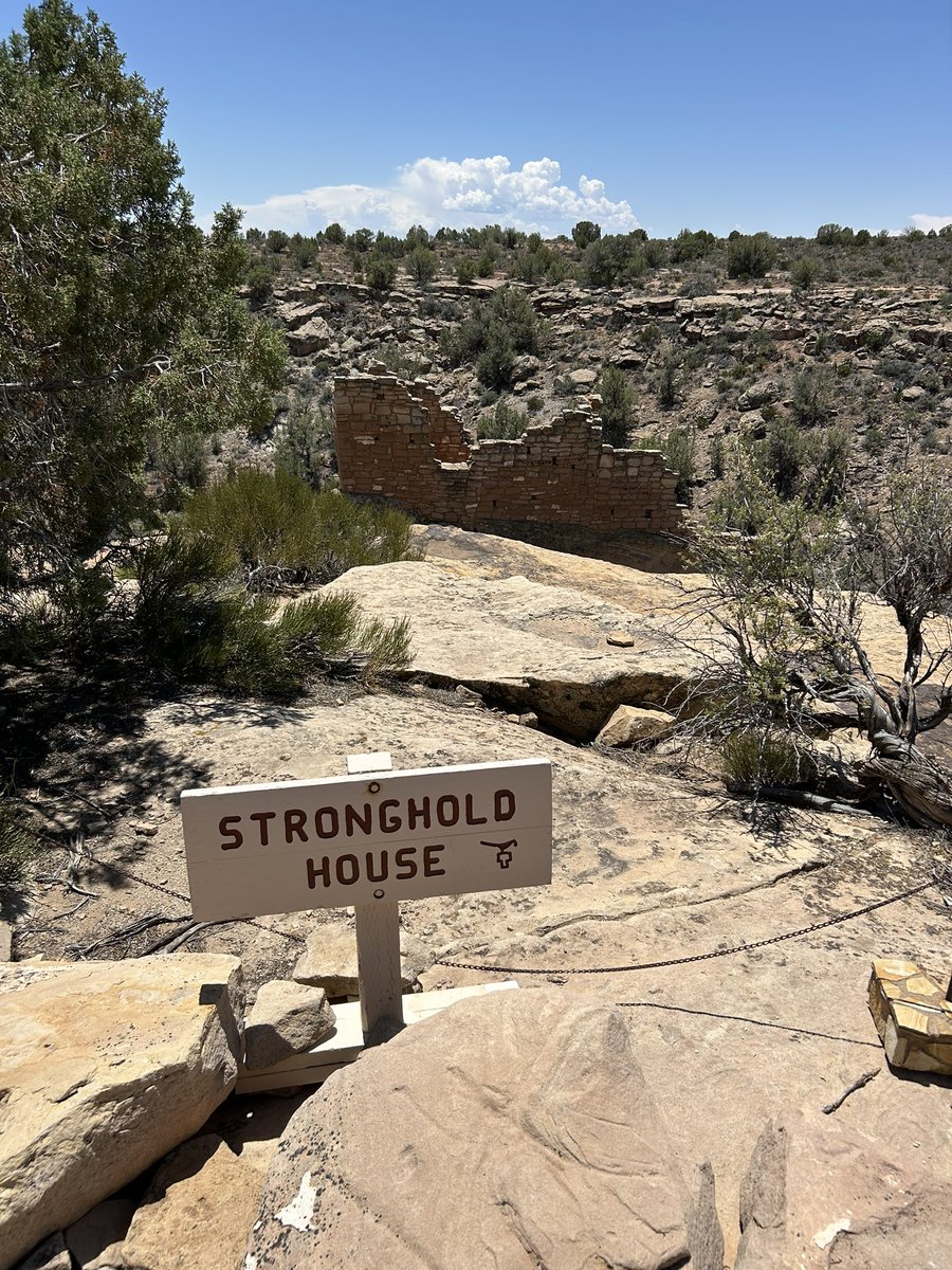 coach_schulze's tweet photo. 🇺🇸National Parks Tour 2025🇺🇸 
Day 11 - Stop #1 Hovenweep NM
#visitAmerica #summer2025 https://t.co/6XTNtyf9Ba
