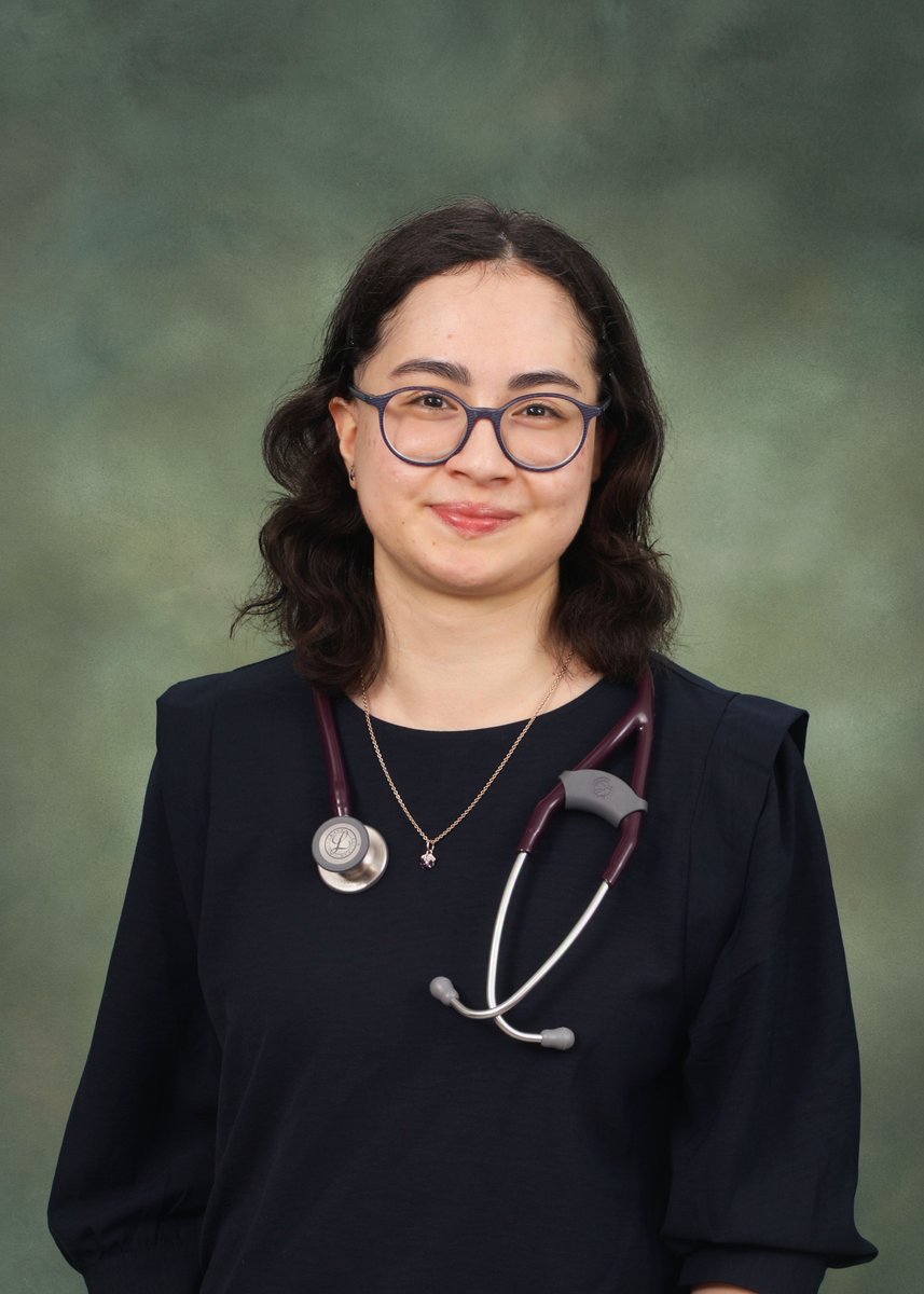 Découvrez l’histoire inspirante de Sabrina Tran-Jolicoeur, étudiante externe en médecine et récipiendaire de la Médaille du roi Charles III ! 

Depuis 10 ans, Sabrina fait face à des défis de santé majeurs sans jamais renoncer à ses ambitions. 👇
urlz.fr/uAcN