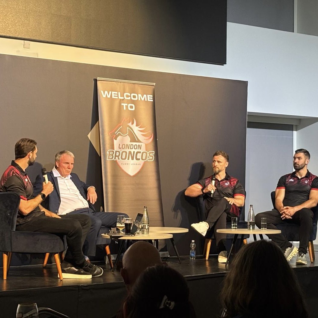 🗣️𝐅𝐀𝐍𝐒 𝐅𝐎𝐑𝐔𝐌 - 𝐖𝐇𝐀𝐓 𝐖𝐀𝐒 𝐒𝐀𝐈𝐃?!

📖 You can now read through the key questions and answers from last night’s ‘Fans Forum’ on the official website ⬇️

🔗 londonbroncosrl.com/fans-forum-wha…

#WeAreLondon🏉