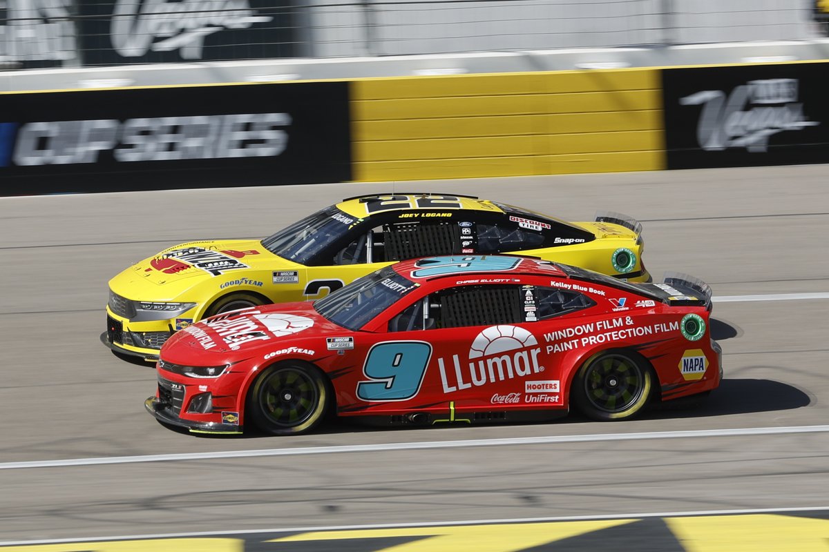 llumarfilms's tweet image. P2 at Bristol and P12 at Las Vegas last year, excited to see where @chaseelliott &amp;amp; the LLumar Chevy end up on the Mexico City road course!

#LLumarRacing #NASCAR