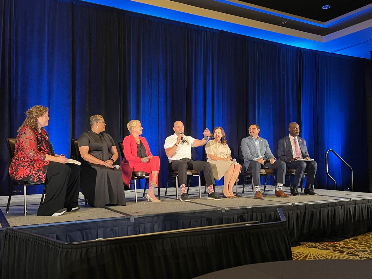 tasanet's tweet image. Thank you to our #txedfest #InspiringLeaders panelists @AngelaFitzpatr3 @AngieGaylord @leadstoryteller @molley_perry @rotoec @DrBruceWilsonJ1 for sharing their tips and tools! #txed #summerlearning
