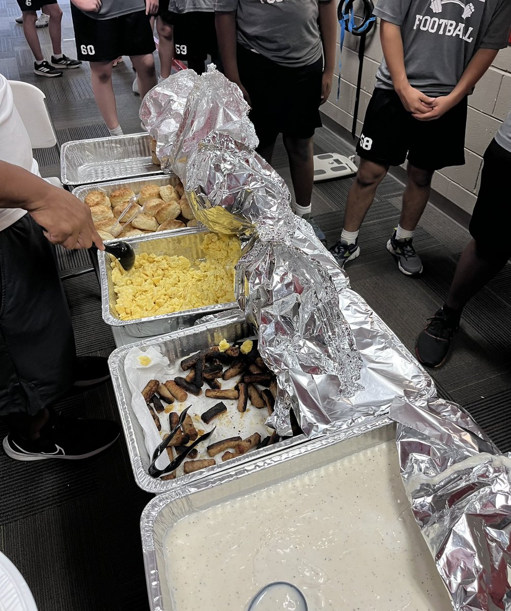 Thank you Southside Baptist Church of Ozark for providing breakfast for our boys this morning! #ComeAndC🦅