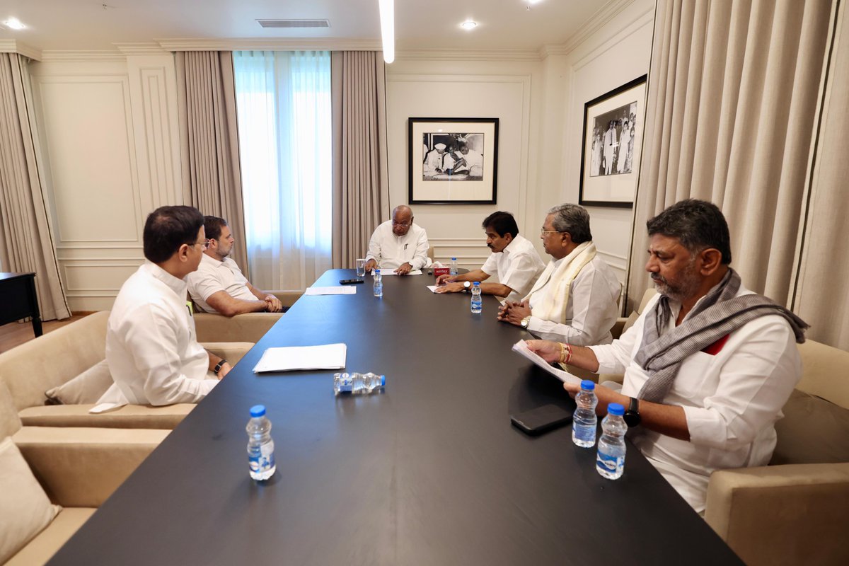 Congress (@incindia) on Twitter photo Congress President Shri <a href="/kharge/">Mallikarjun Kharge</a>, along with LoP Shri <a href="/RahulGandhi/">Rahul Gandhi</a>, held a meeting today to discuss the prevailing situation in Karnataka.
General Secretary (Organisation) Shri <a href="/kcvenugopalmp/">K C Venugopal</a>, General Secretary In-charge Shri <a href="/rssurjewala/">Randeep Singh Surjewala</a>, Karnataka CM Shri <a href="/siddaramaiah/">Siddaramaiah</a> and Congress President Shri <a href="/kharge/">Mallikarjun Kharge</a>, along with LoP Shri <a href="/RahulGandhi/">Rahul Gandhi</a>, held a meeting today to discuss the prevailing situation in Karnataka.
General Secretary (Organisation) Shri <a href="/kcvenugopalmp/">K C Venugopal</a>, General Secretary In-charge Shri <a href="/rssurjewala/">Randeep Singh Surjewala</a>, Karnataka CM Shri <a href="/siddaramaiah/">Siddaramaiah</a> and