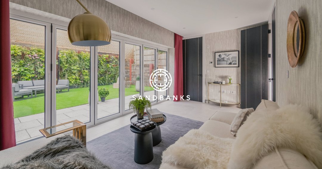 "I think that people want to feel good in a space." - Zaha Hadid

Dorset Lake Avenue, Lilliput, Poole, Dorset 

#Dorsetliving #Dorset #ukpropertymarket