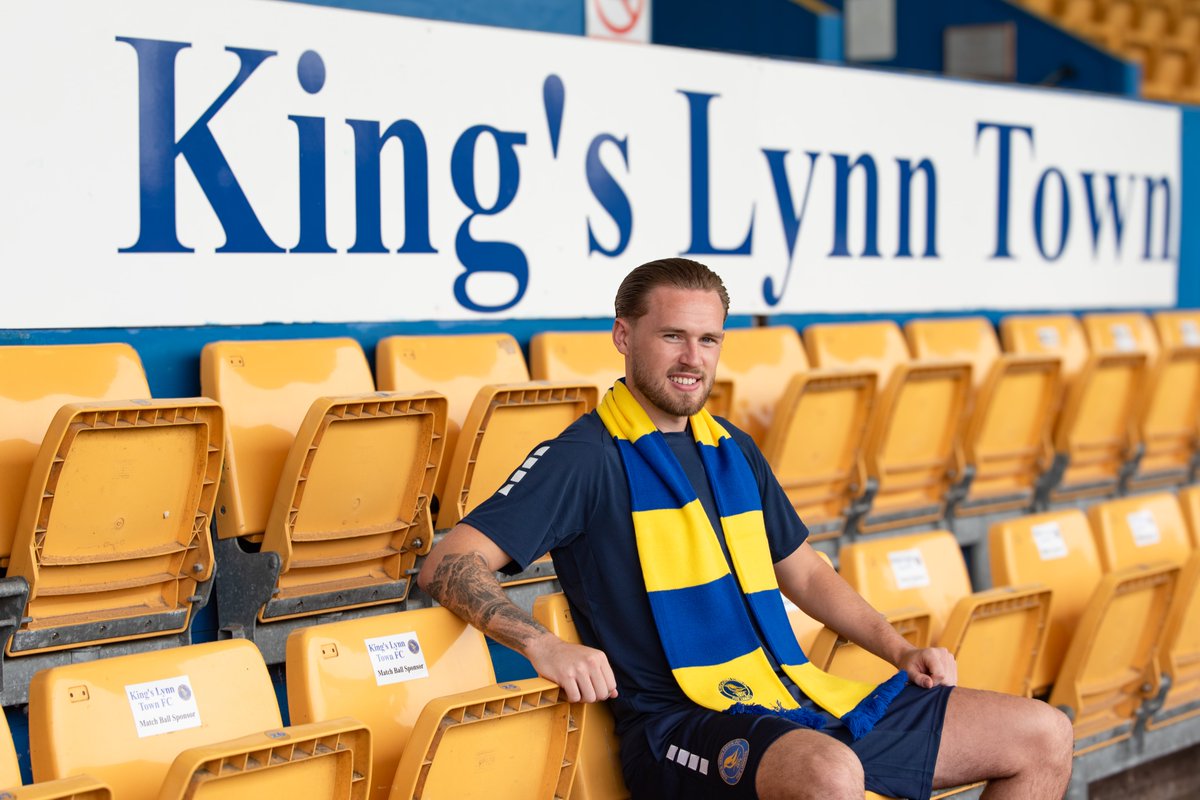 Back in the blue and gold.

💙💛