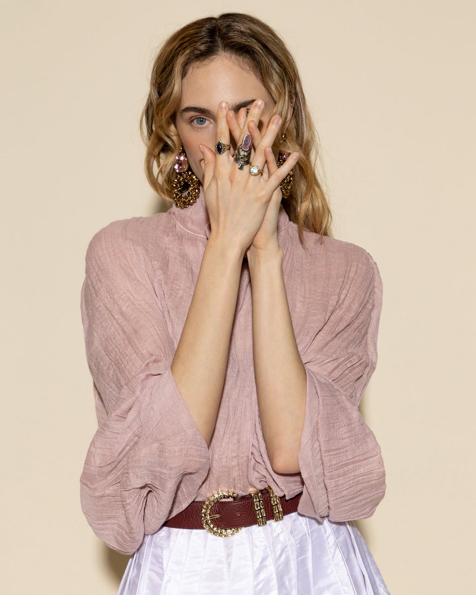 EVENglobal's tweet photo. Erini leather belt #evenbags #Seasonsale https://t.co/nHGF7iIt7J
