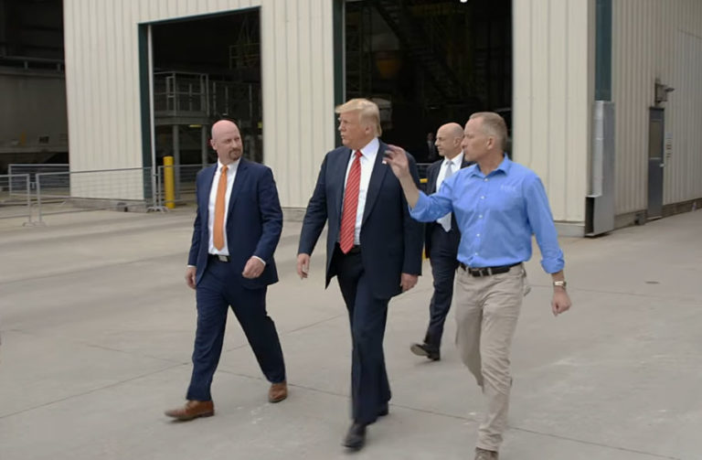 EnergyAgNews's tweet image. #FEW25 keynoter @EthanolRFA president and CEO Geoff Cooper calls for unleashing American #ethanol, recalls @realDonaldTrump visit to SIRE plant June 11 2019
energy.agwired.com/2025/06/10/rfa…